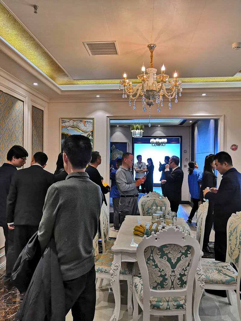海創(chuàng)頂墻整體定制招商會(huì).jpg 海創(chuàng)集成墻面招商.jpg